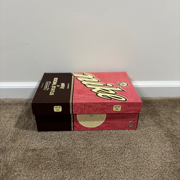 Women’s Nike Dunk Mid x Social Status Chocolate Milk - Picture 5 of 5